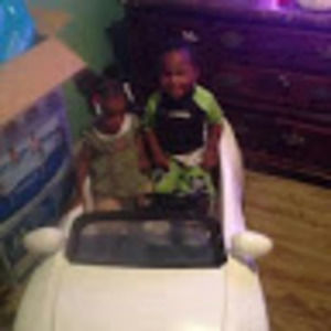 Meet your Posher, Danielle